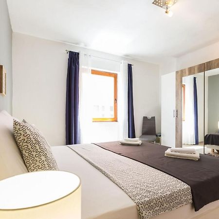 Makalu Apartment Zadar Eksteriør billede